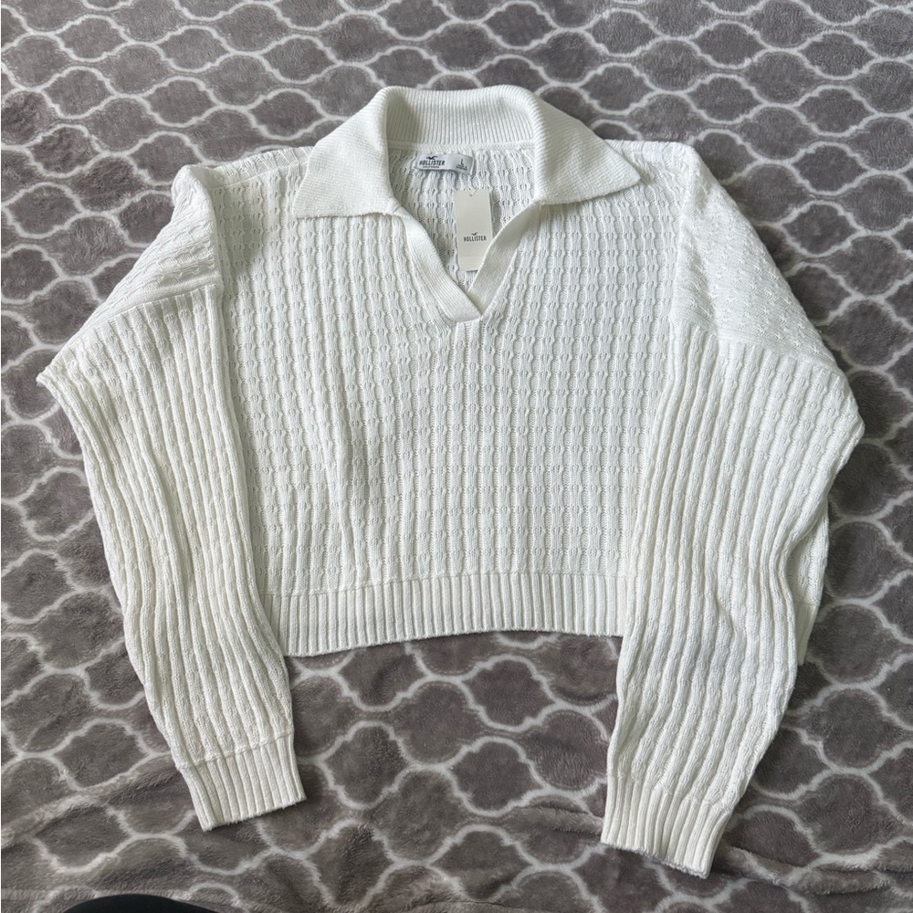 Hollister White V-Neck Sweater for Women